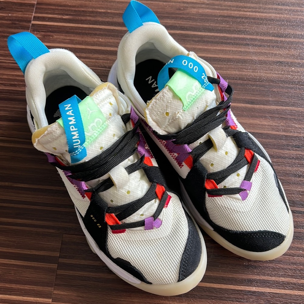 Jumpman 23